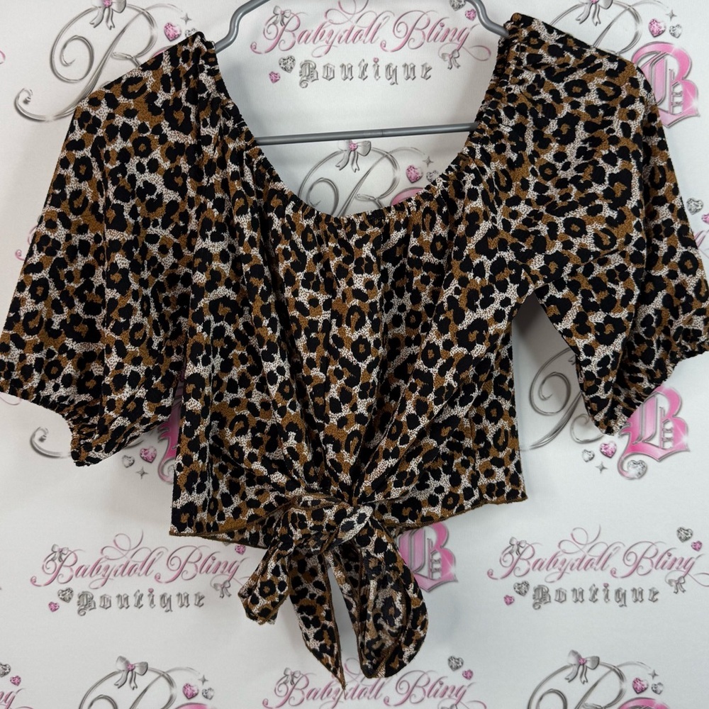 Cropped shirt bubble sleeves tie up ribbon, front Leopard Print Tie-Front Top